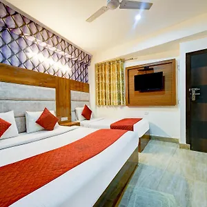 Hotel Sky View - A Family Near Delhi Airport ***